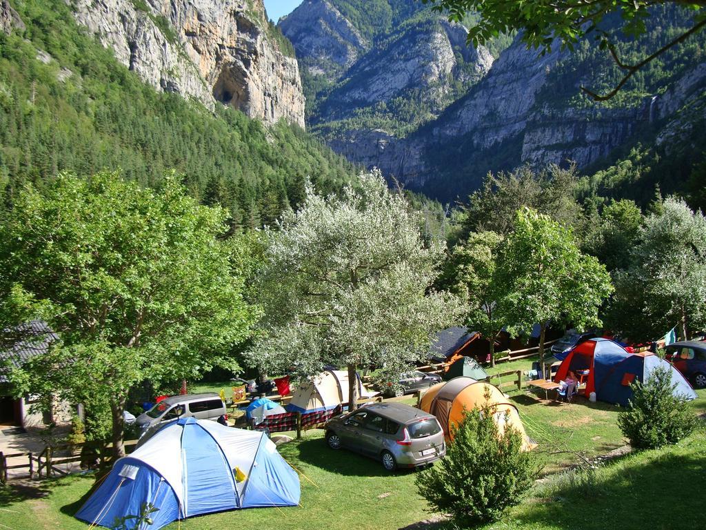 Camping Valle De Bujaruelo Торла Екстериор снимка
